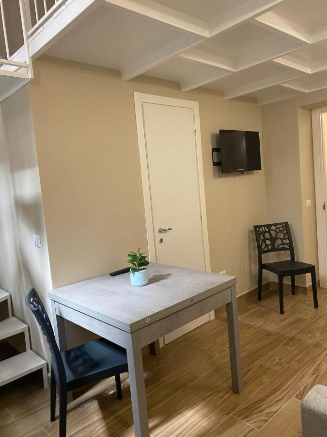 Sottosopra Apartment Наполи Екстериор снимка
