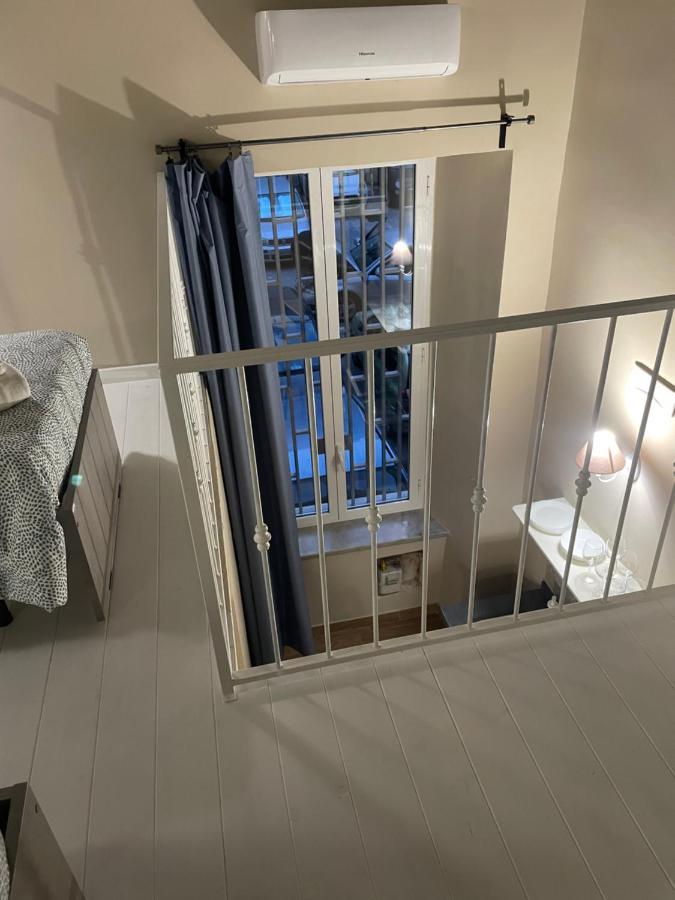 Sottosopra Apartment Наполи Екстериор снимка