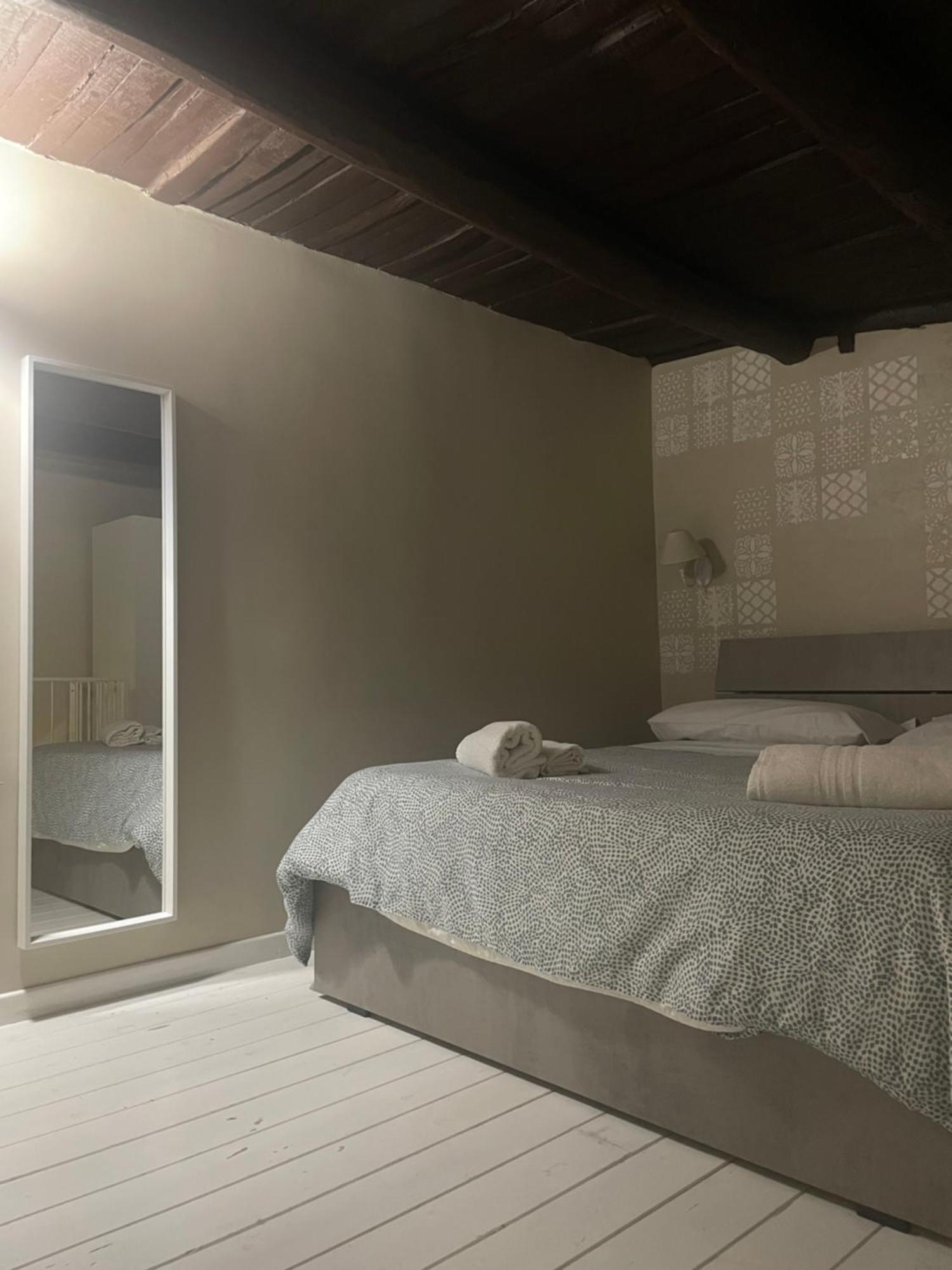 Sottosopra Apartment Наполи Екстериор снимка