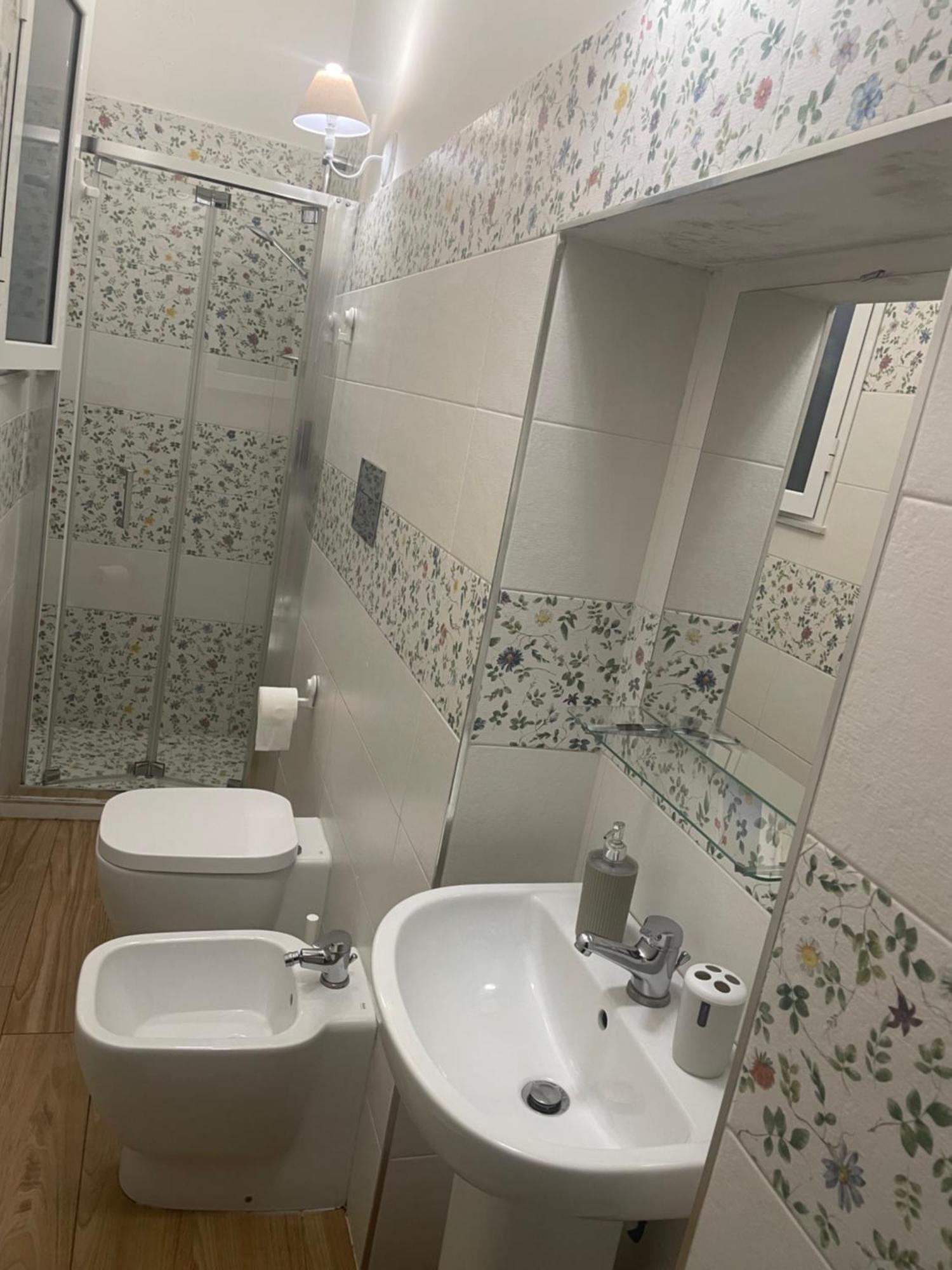 Sottosopra Apartment Наполи Екстериор снимка