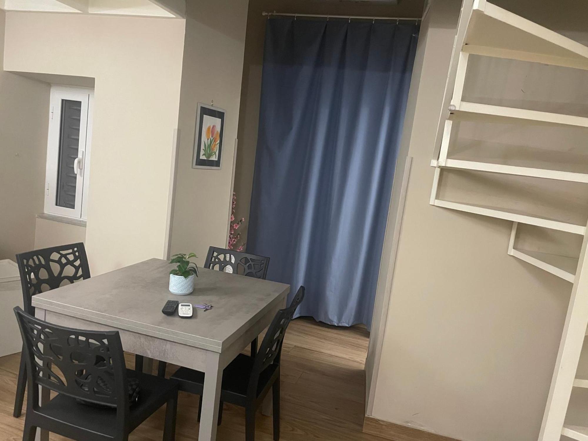 Sottosopra Apartment Наполи Екстериор снимка