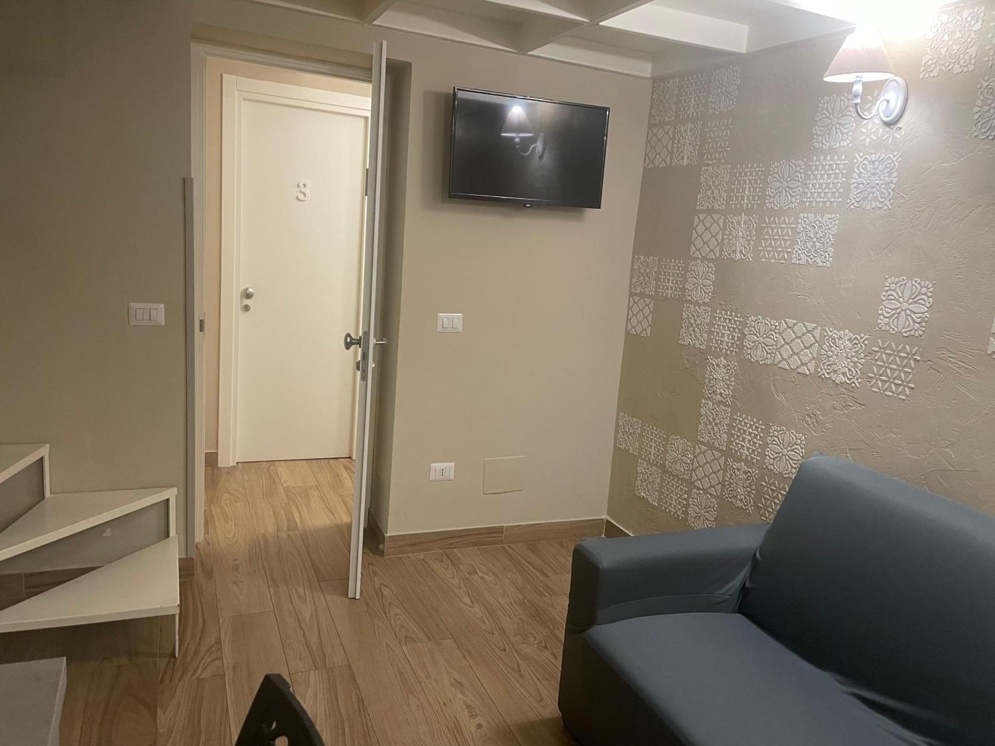 Sottosopra Apartment Наполи Екстериор снимка